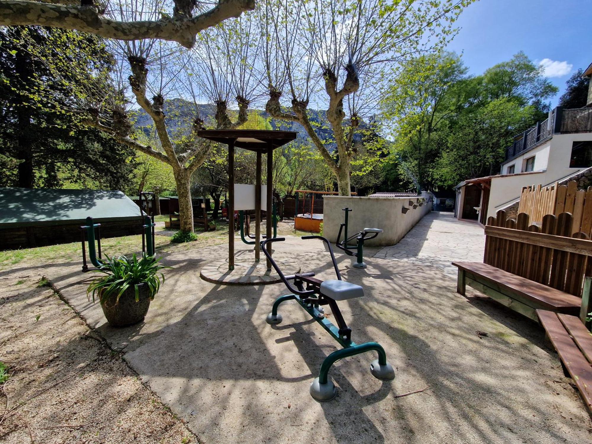 Camp Des Gorges - Camping Nature Vallon-Pont-d'Arc Ngoại thất bức ảnh