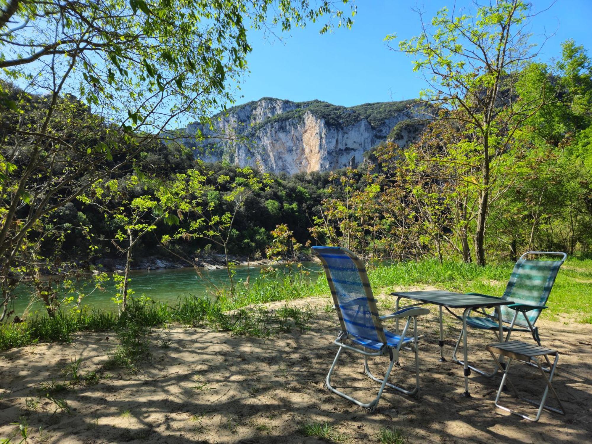 Camp Des Gorges - Camping Nature Vallon-Pont-d'Arc Ngoại thất bức ảnh