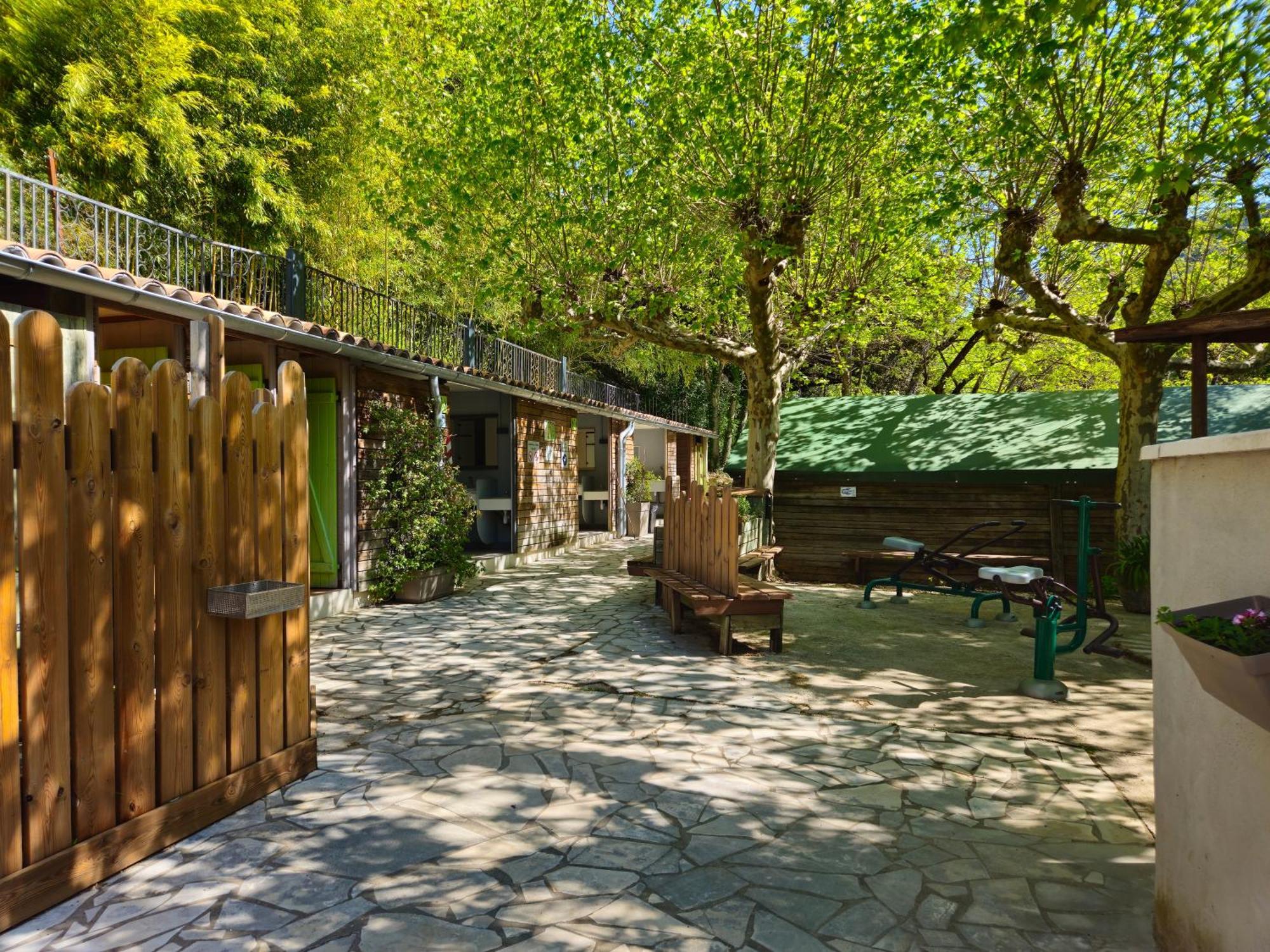 Camp Des Gorges - Camping Nature Vallon-Pont-d'Arc Ngoại thất bức ảnh